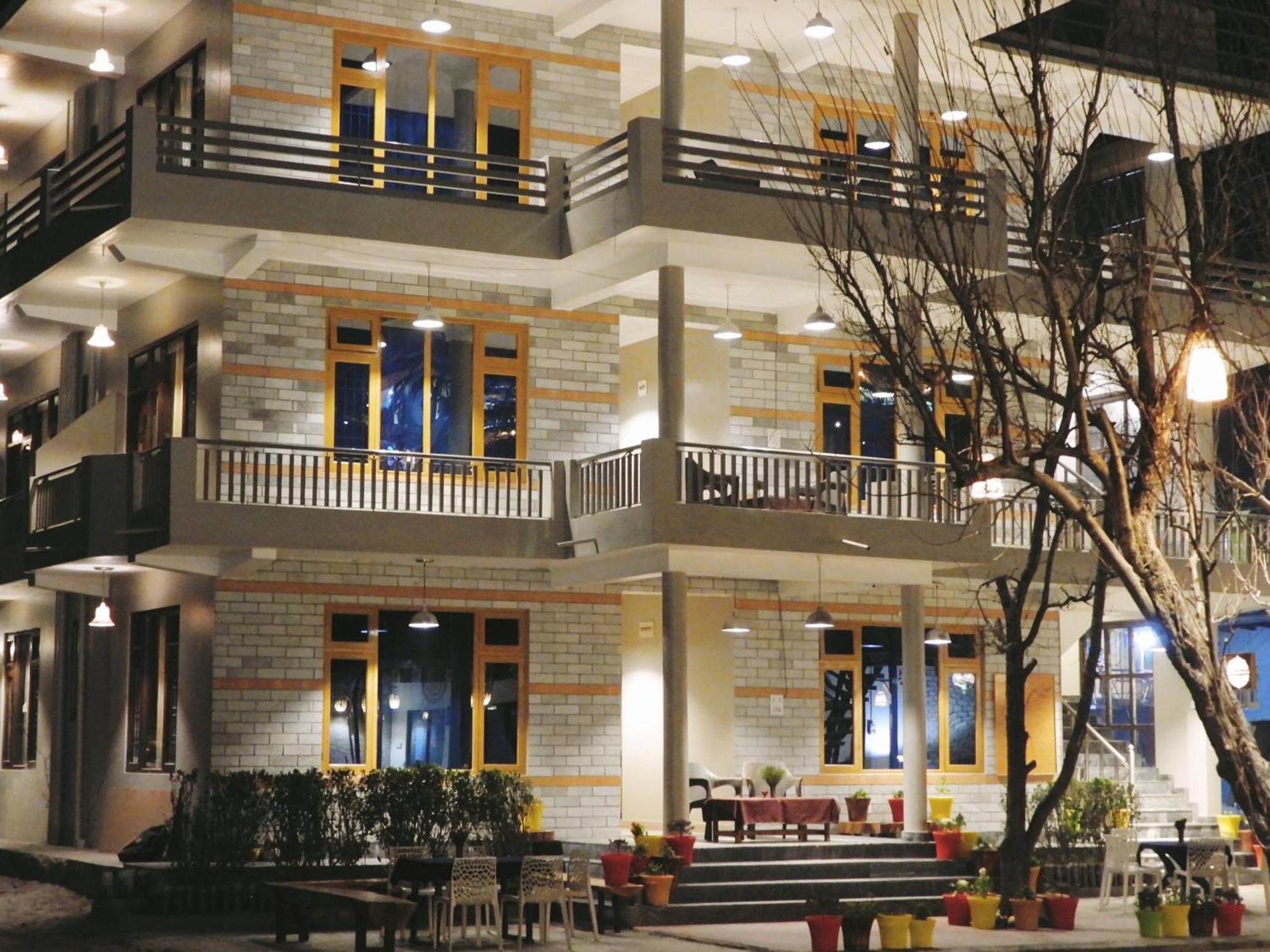 فندق The Royal Orchard كاسول المظهر الخارجي الصورة