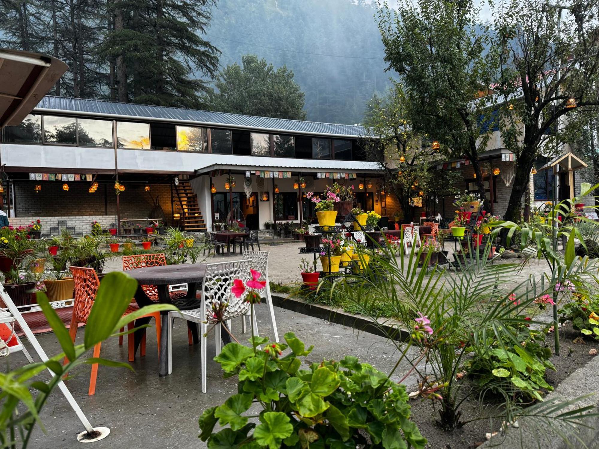 فندق The Royal Orchard كاسول المظهر الخارجي الصورة