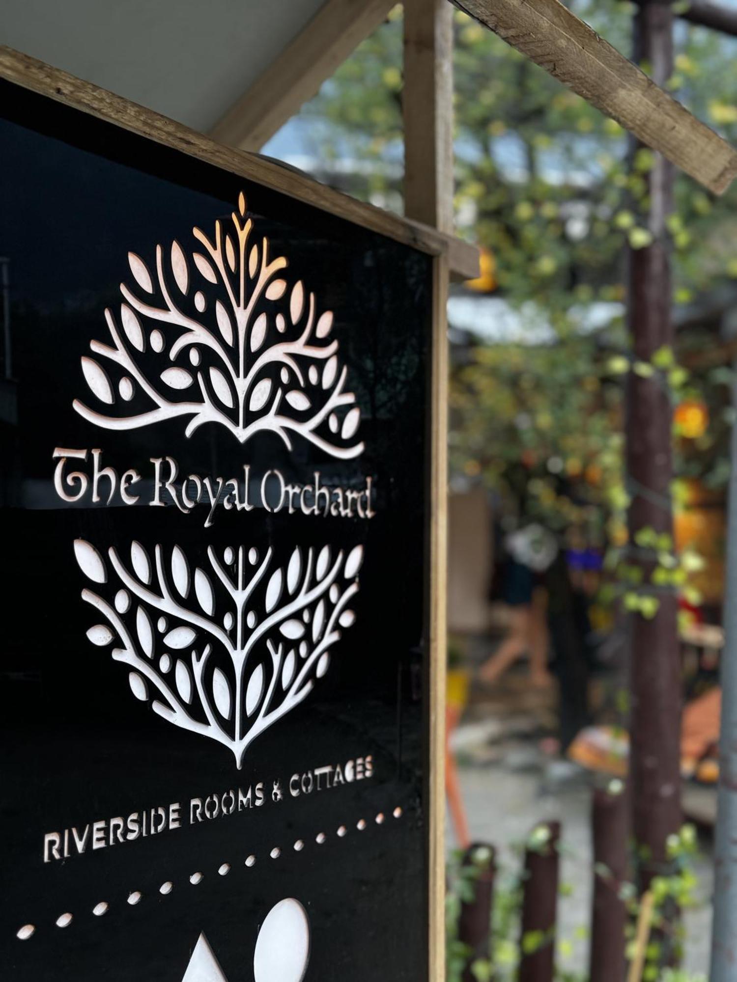 فندق The Royal Orchard كاسول المظهر الخارجي الصورة