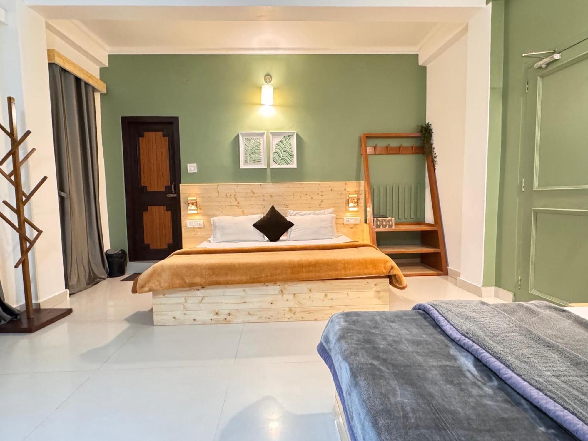 فندق The Royal Orchard كاسول المظهر الخارجي الصورة